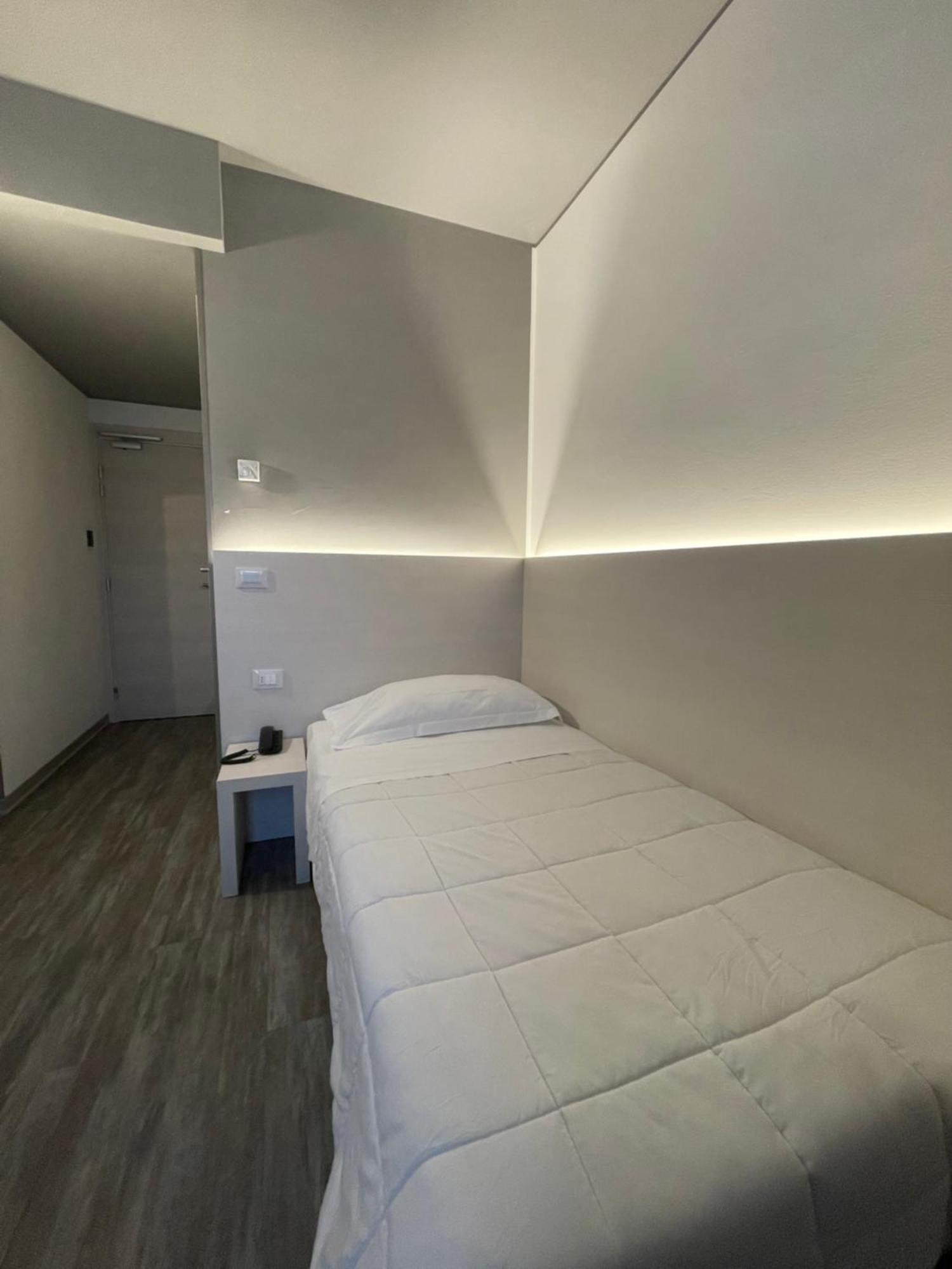 Hotel Albatros Mestre Eksteriør billede