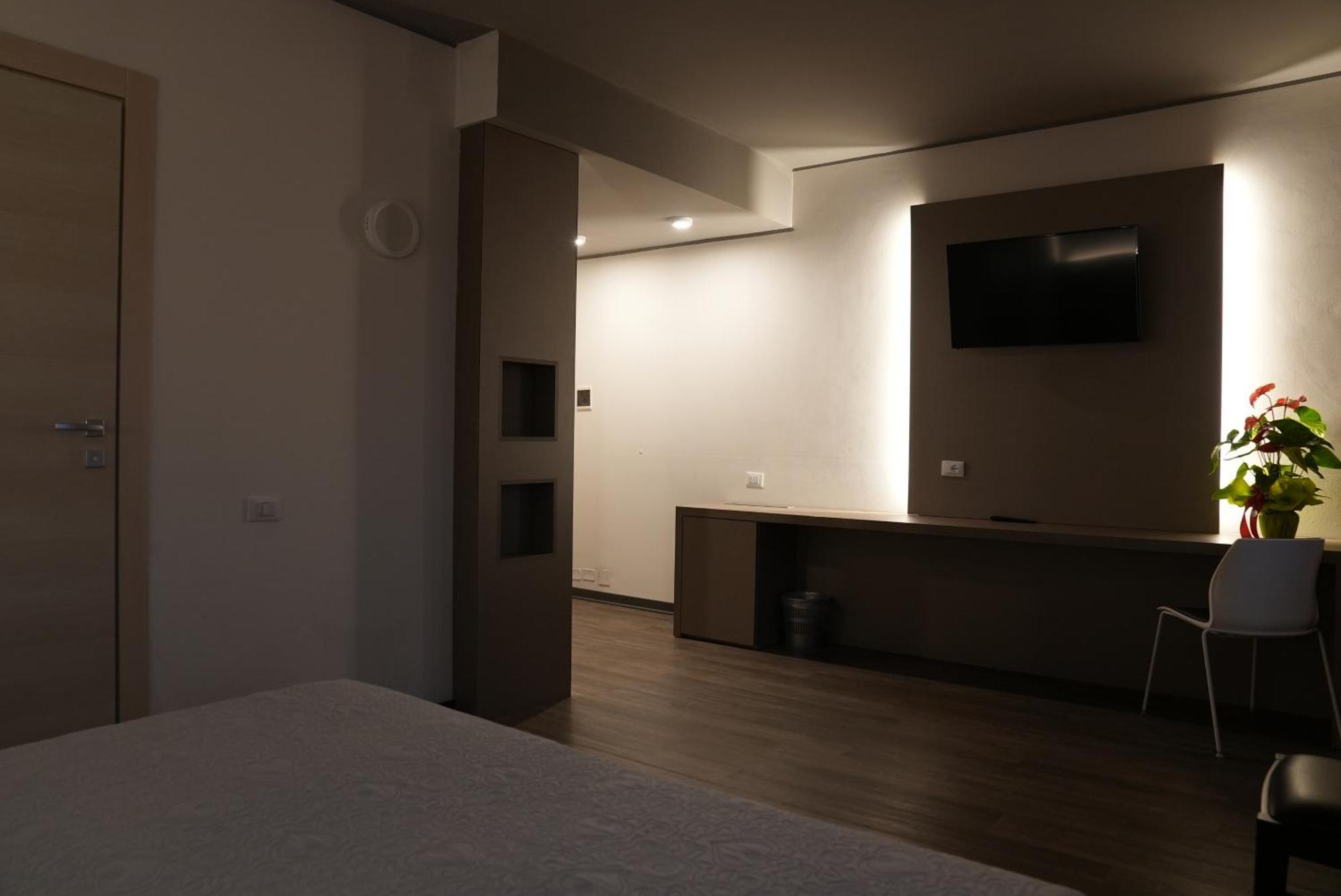 Hotel Albatros Mestre Eksteriør billede