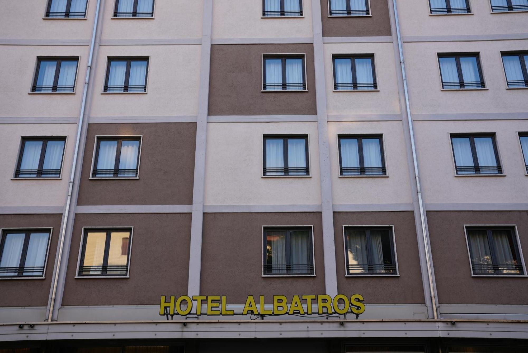 Hotel Albatros Mestre Eksteriør billede